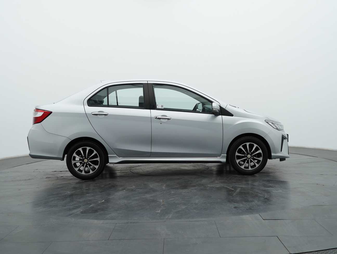 used 2021 Perodua Bezza Advance 1.3