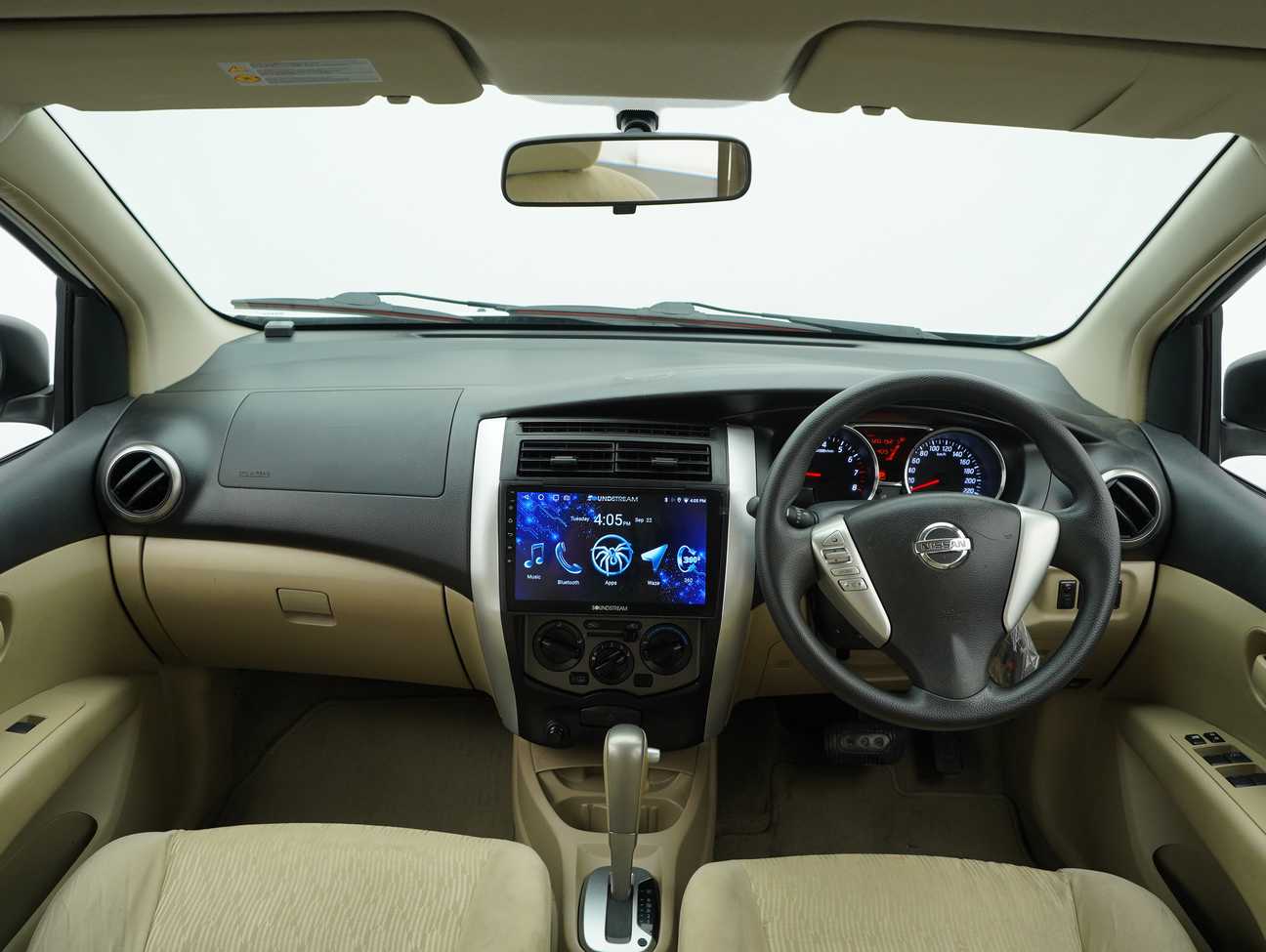 used 2016 Nissan Grand Livina Comfort 1.6