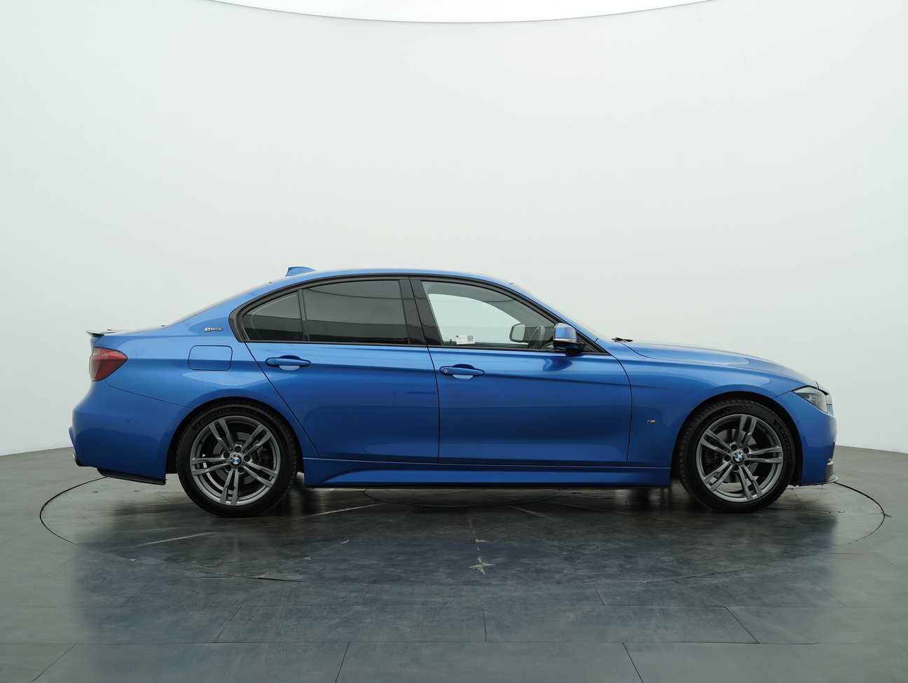 used 2018 BMW 330e M Sport 2.0