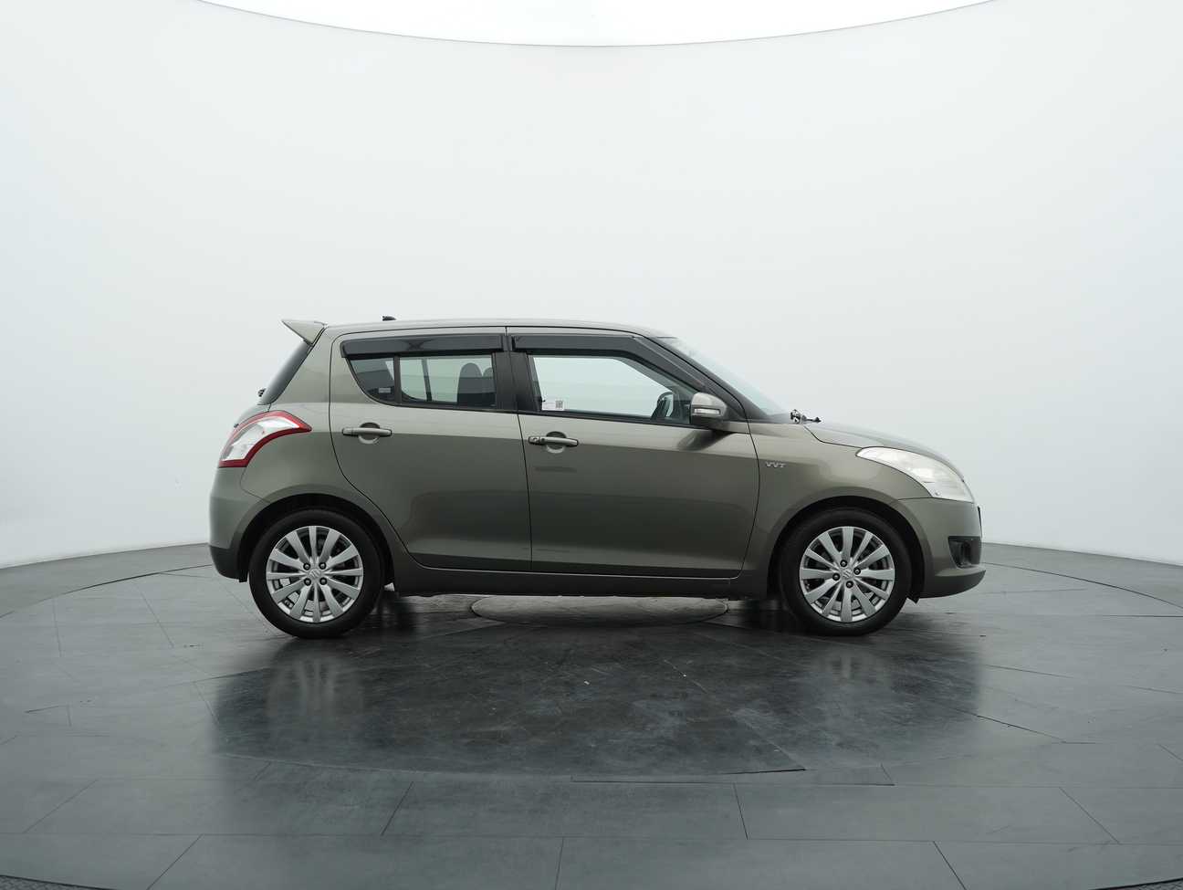 used 2015 Suzuki Swift GLX 1.4