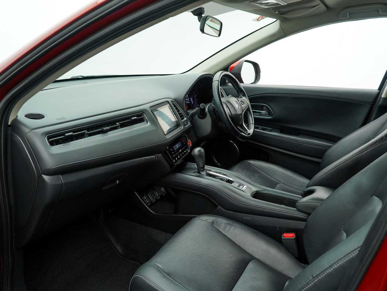 terpakai 2021 Honda HR-V V 1.8