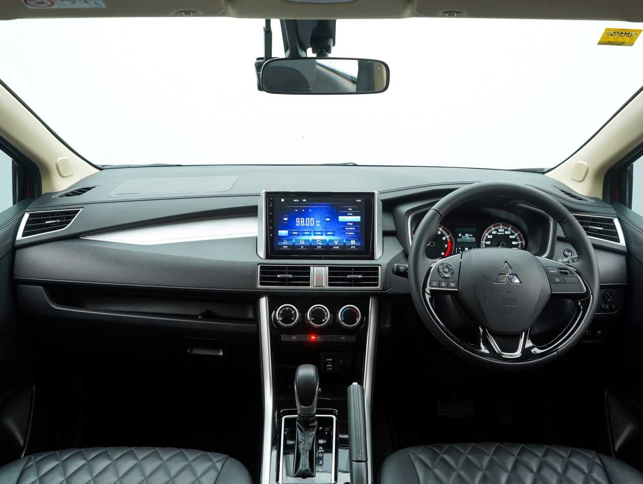 used 2023 Mitsubishi Xpander  1.5