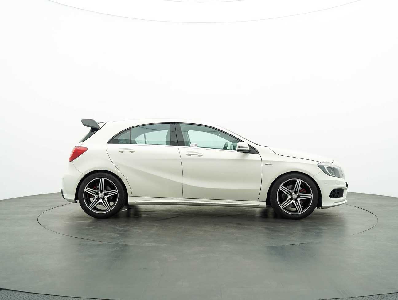 used 2013 Mercedes-Benz A250 Sport 2.0