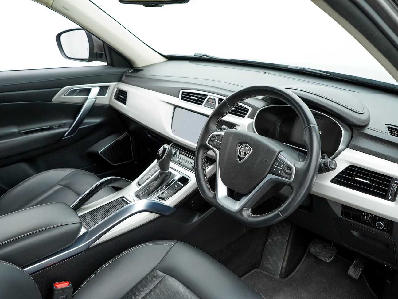 used 2018 Proton X70 Executive 1.8
