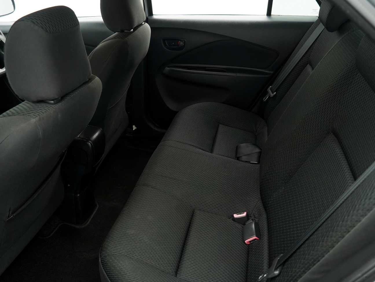 terpakai 2012 Toyota Vios J 1.5