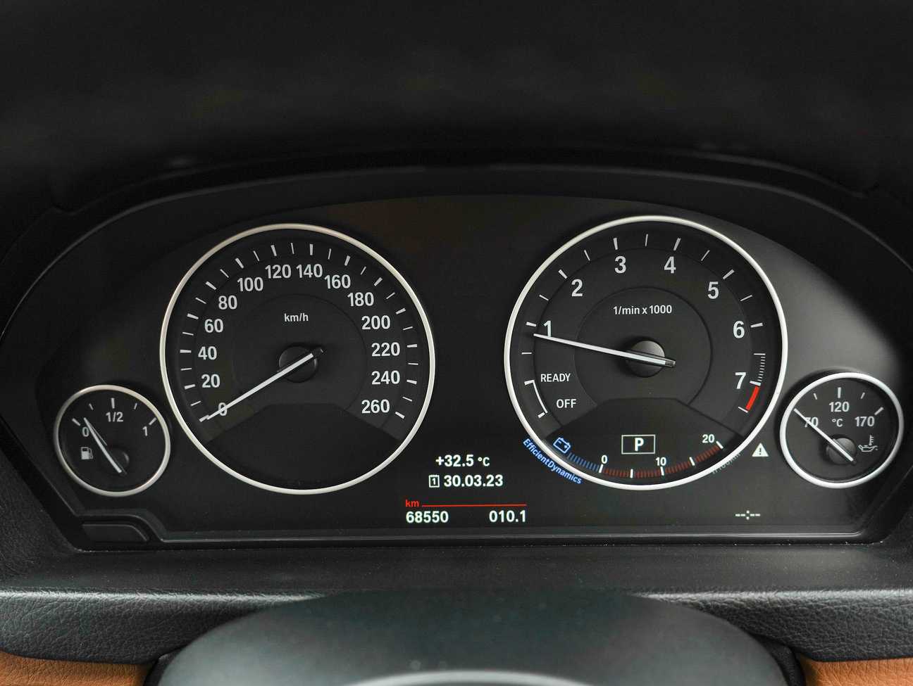 used 2016 BMW 318i Luxury 1.5