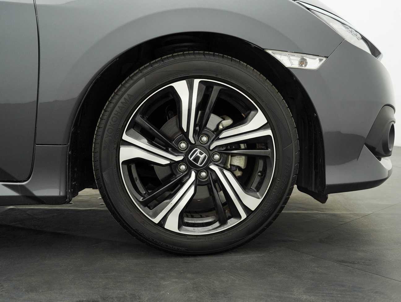 used 2016 Honda Civic TC-P 1.5