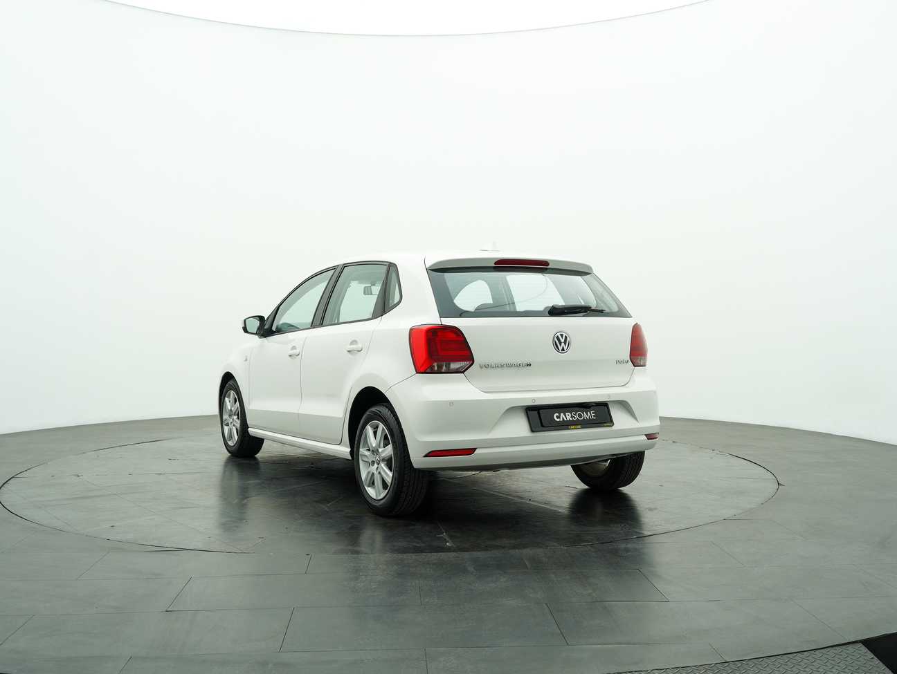 used 2015 Volkswagen Polo  1.6