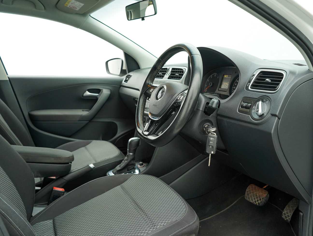 used 2016 Volkswagen Vento TSI Highline 1.2