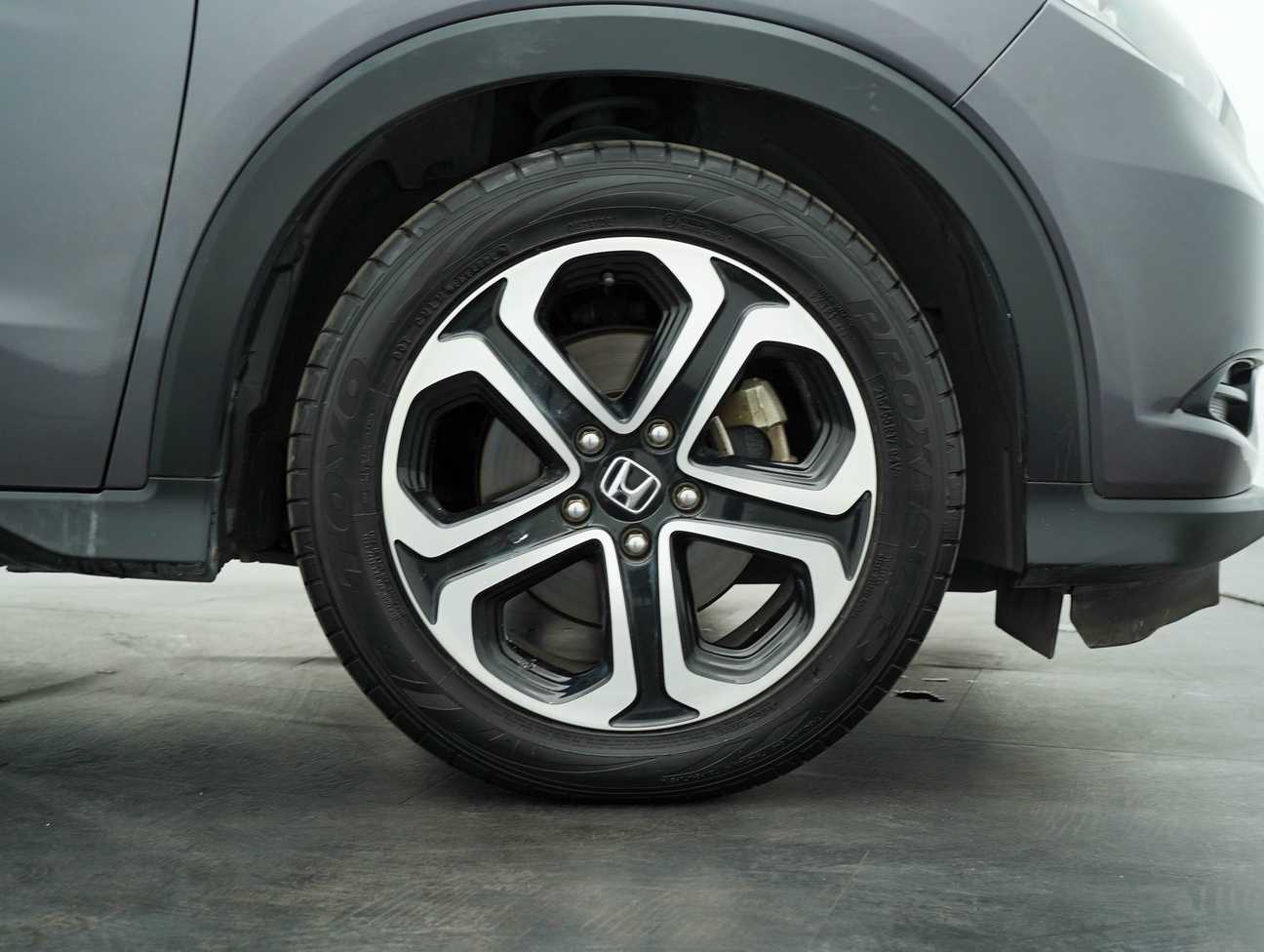 used 2017 Honda HR-V V 1.8