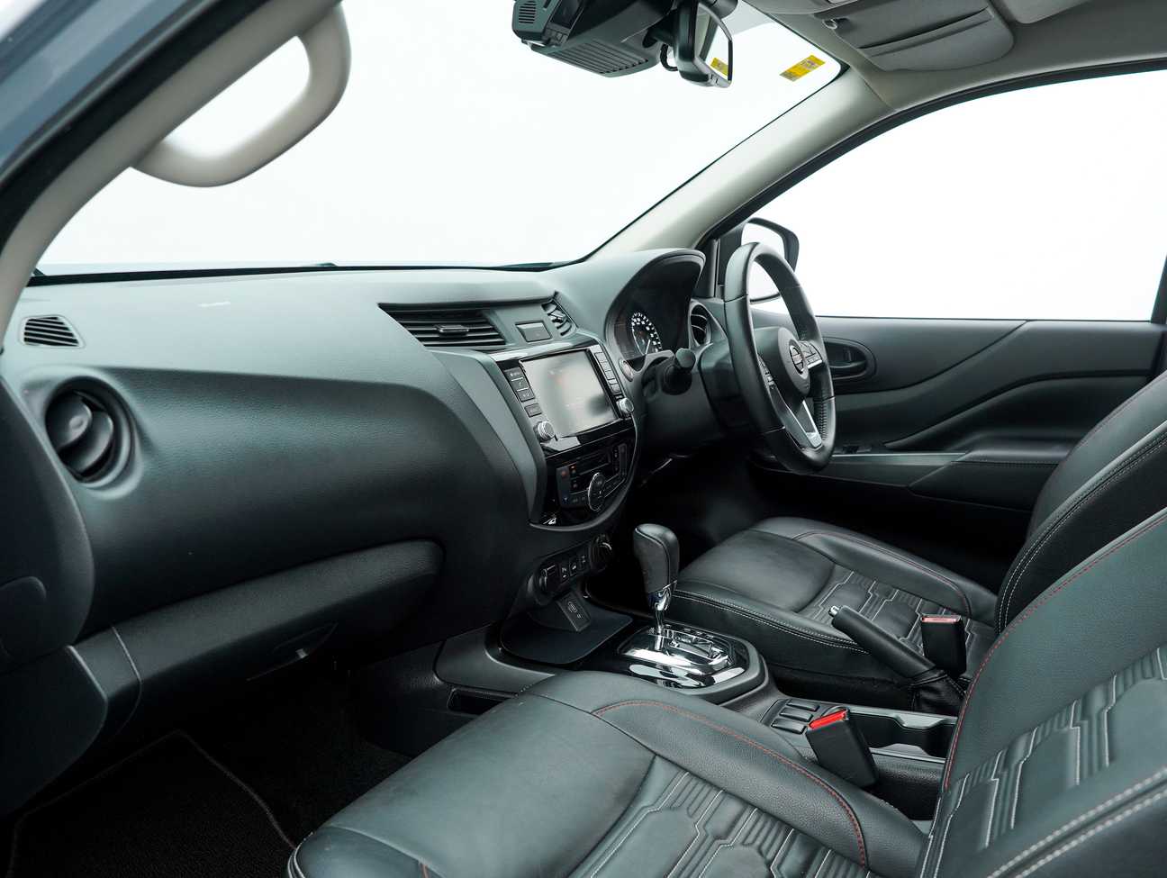 terpakai 2021 Nissan Navara PRO-4X Dual Cab 2.5