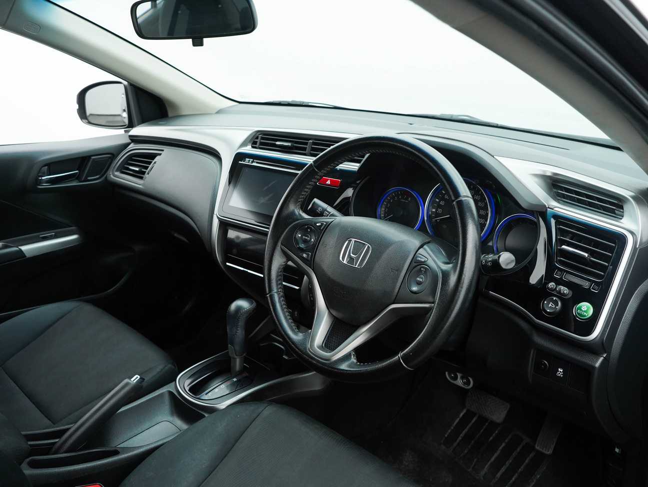 used 2015 Honda City V 1.5