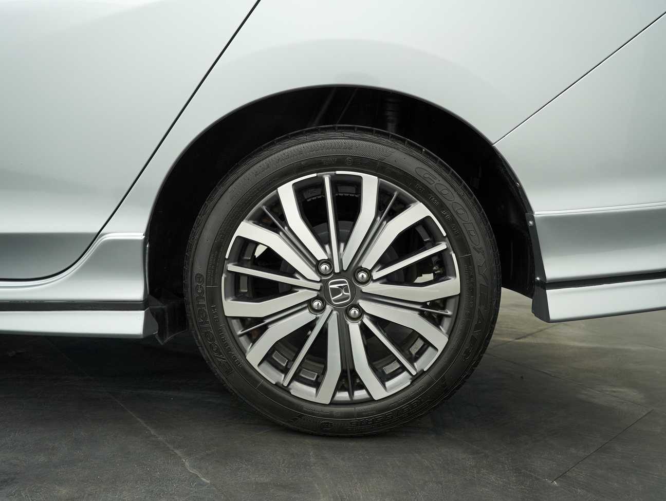 used 2019 Honda City V 1.5