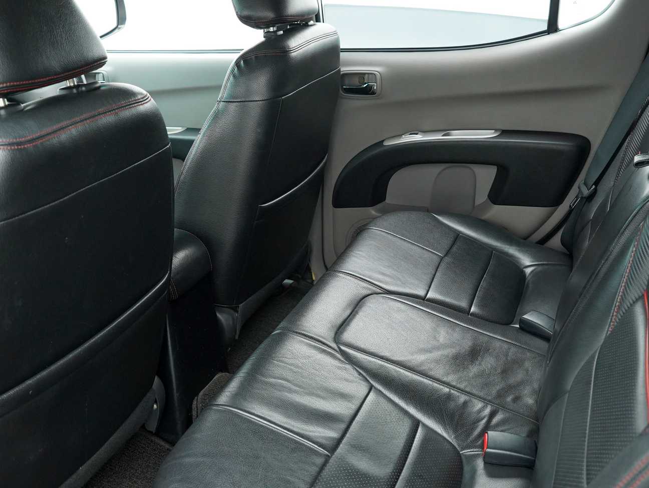 used 2013 Mitsubishi Triton VGT Dual Cab 4X4 2.5