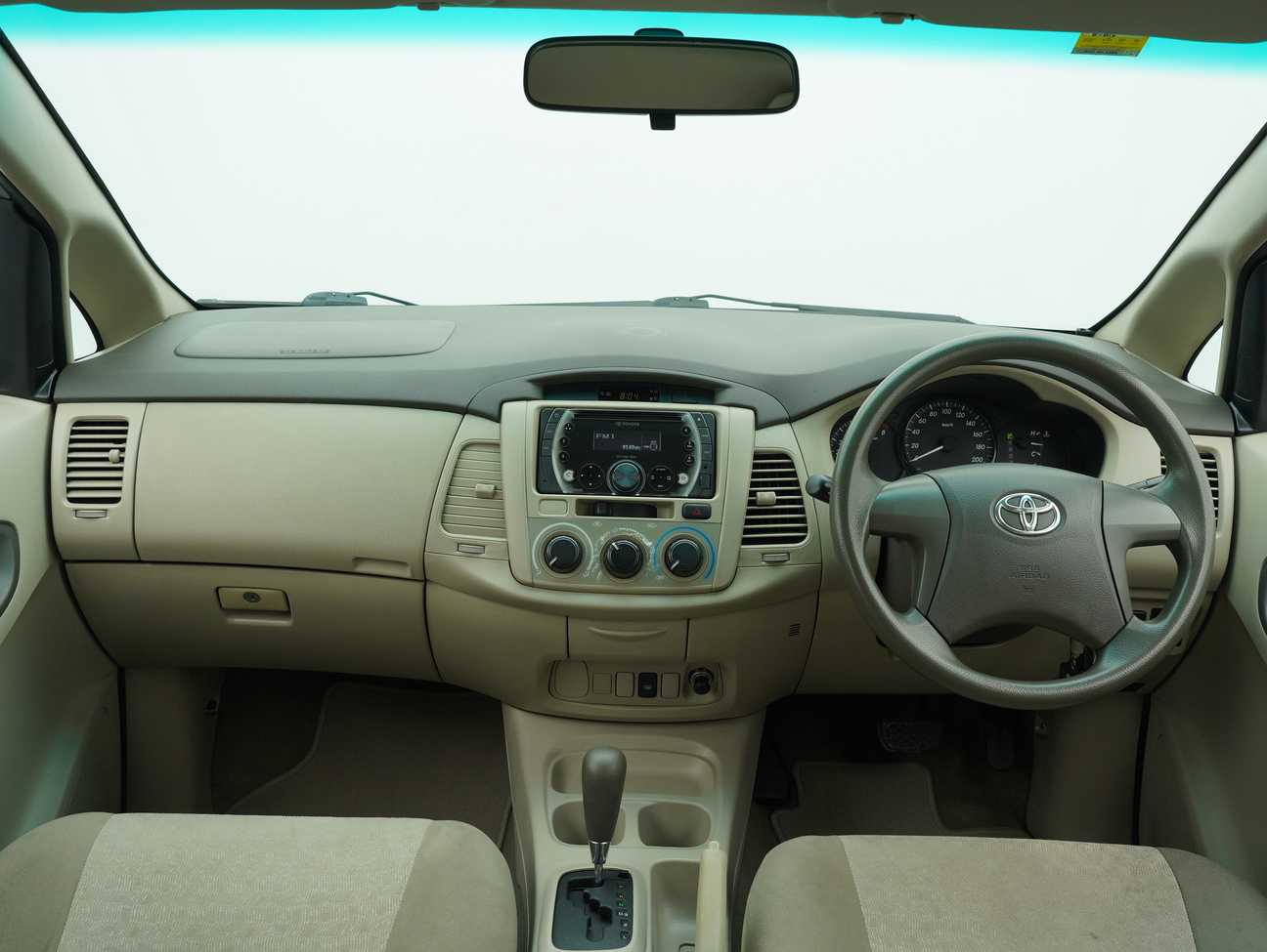 used 2014 Toyota Innova E 2.0