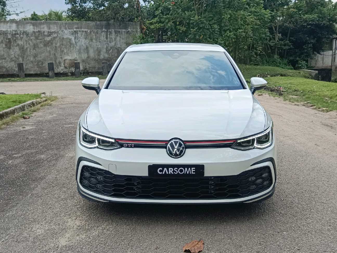 terpakai 2024 Volkswagen Golf GTI IQ.Drive 2.0