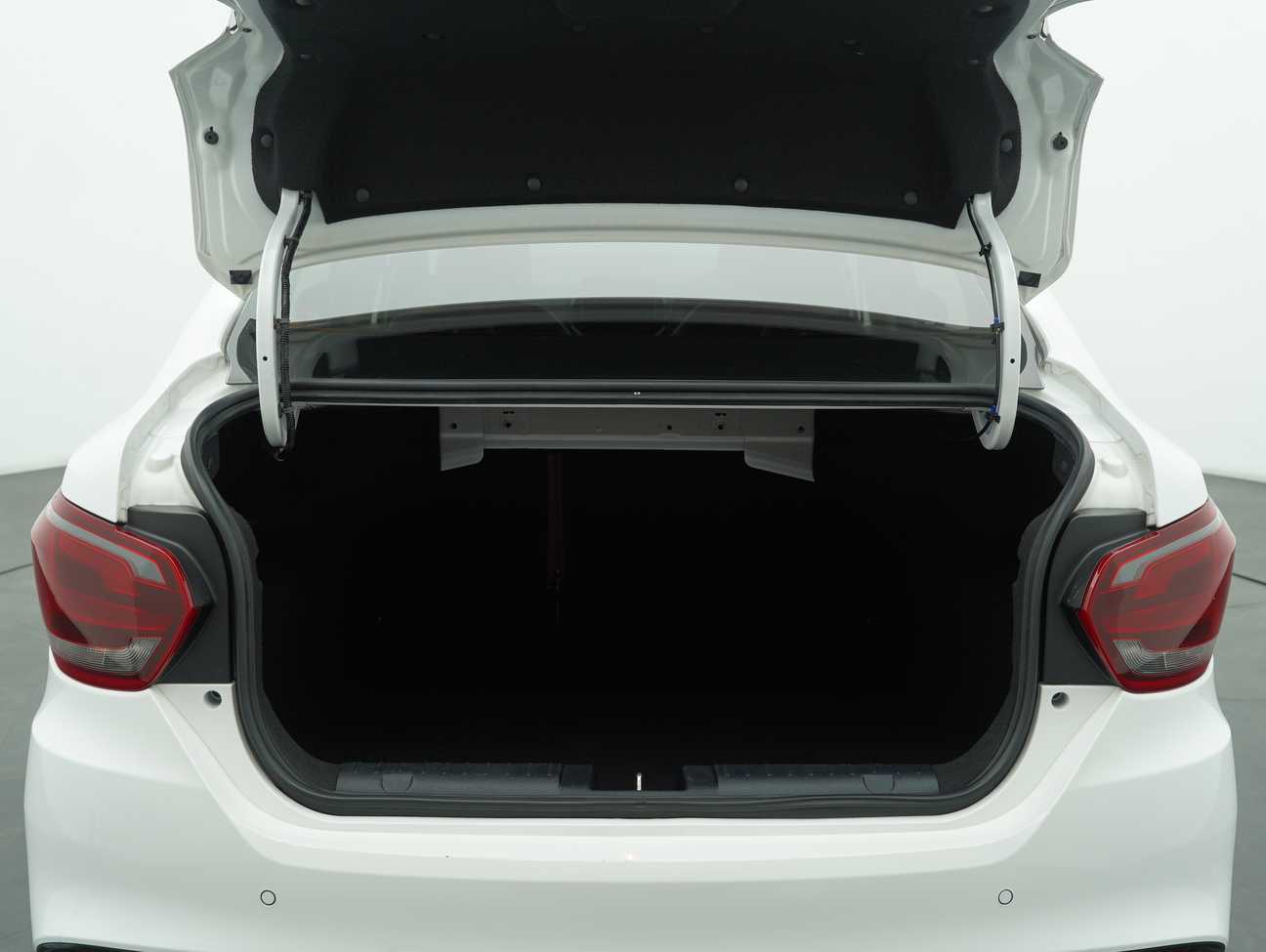 used 2023 Proton Persona Premium 1.6