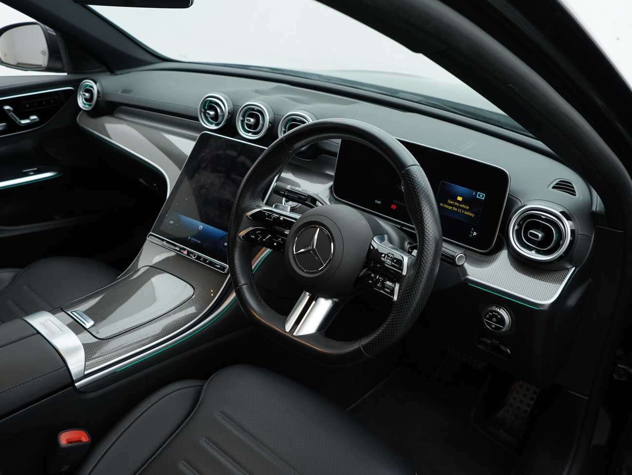 used 2023 Mercedes-Benz C300 AMG Line 2.0