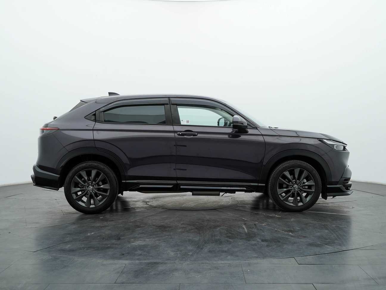 used 2024 Honda HR-V V 1.5