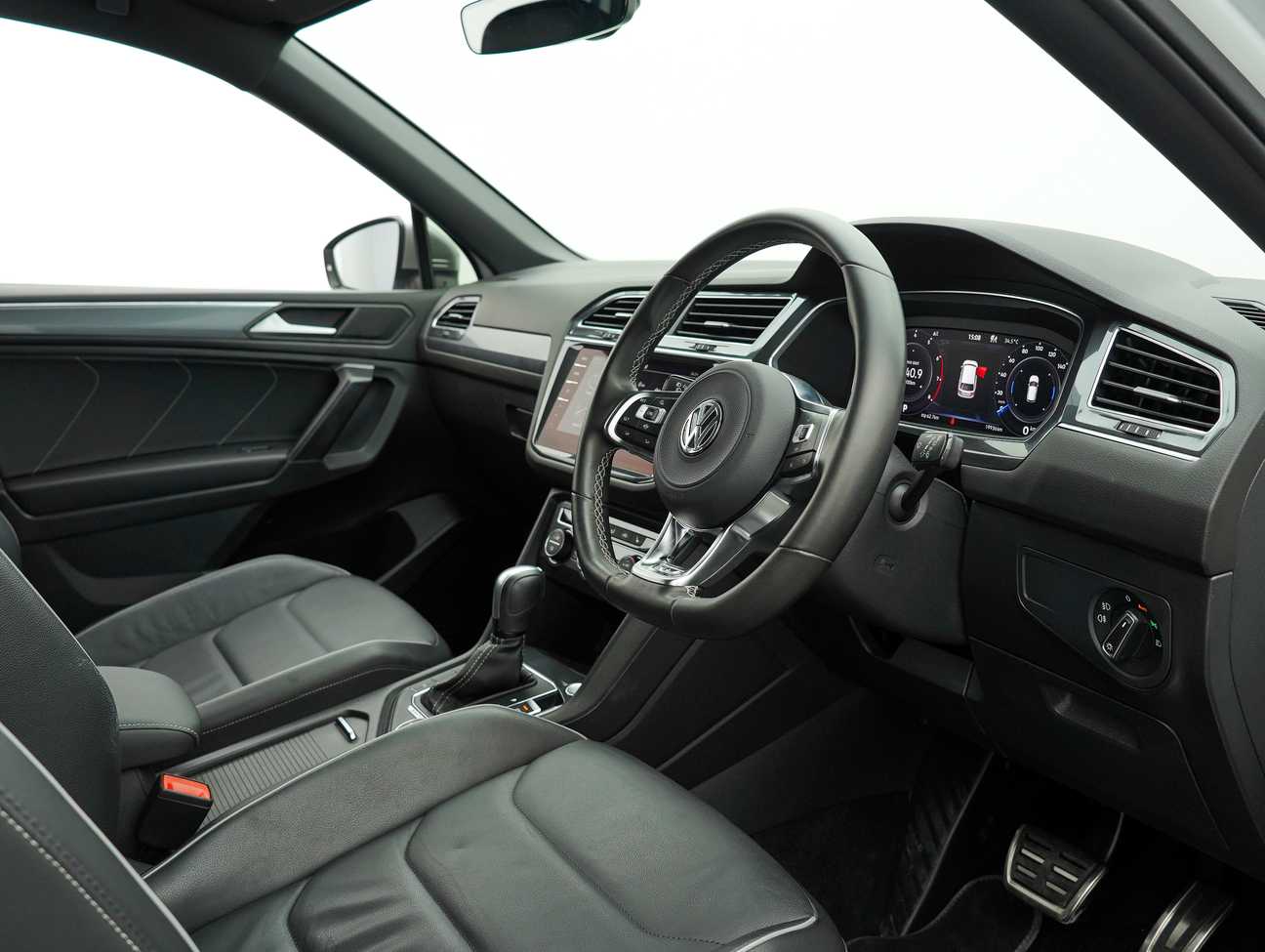 used 2021 Volkswagen Tiguan Allspace R-Line 4MOTION 2.0