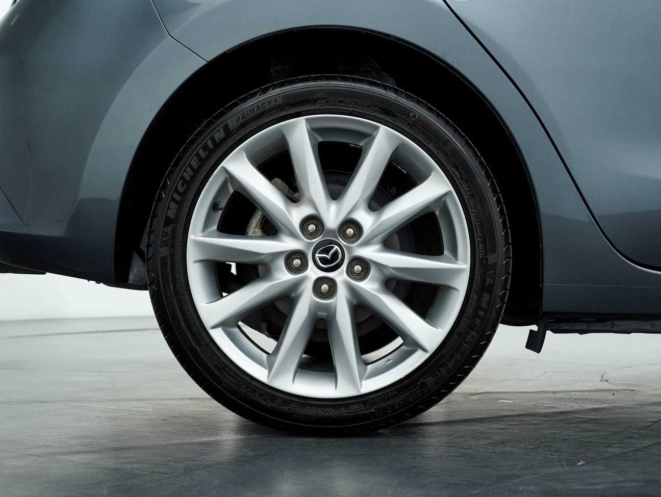 terpakai 2018 Mazda 3 SKYACTIV-G 2.0