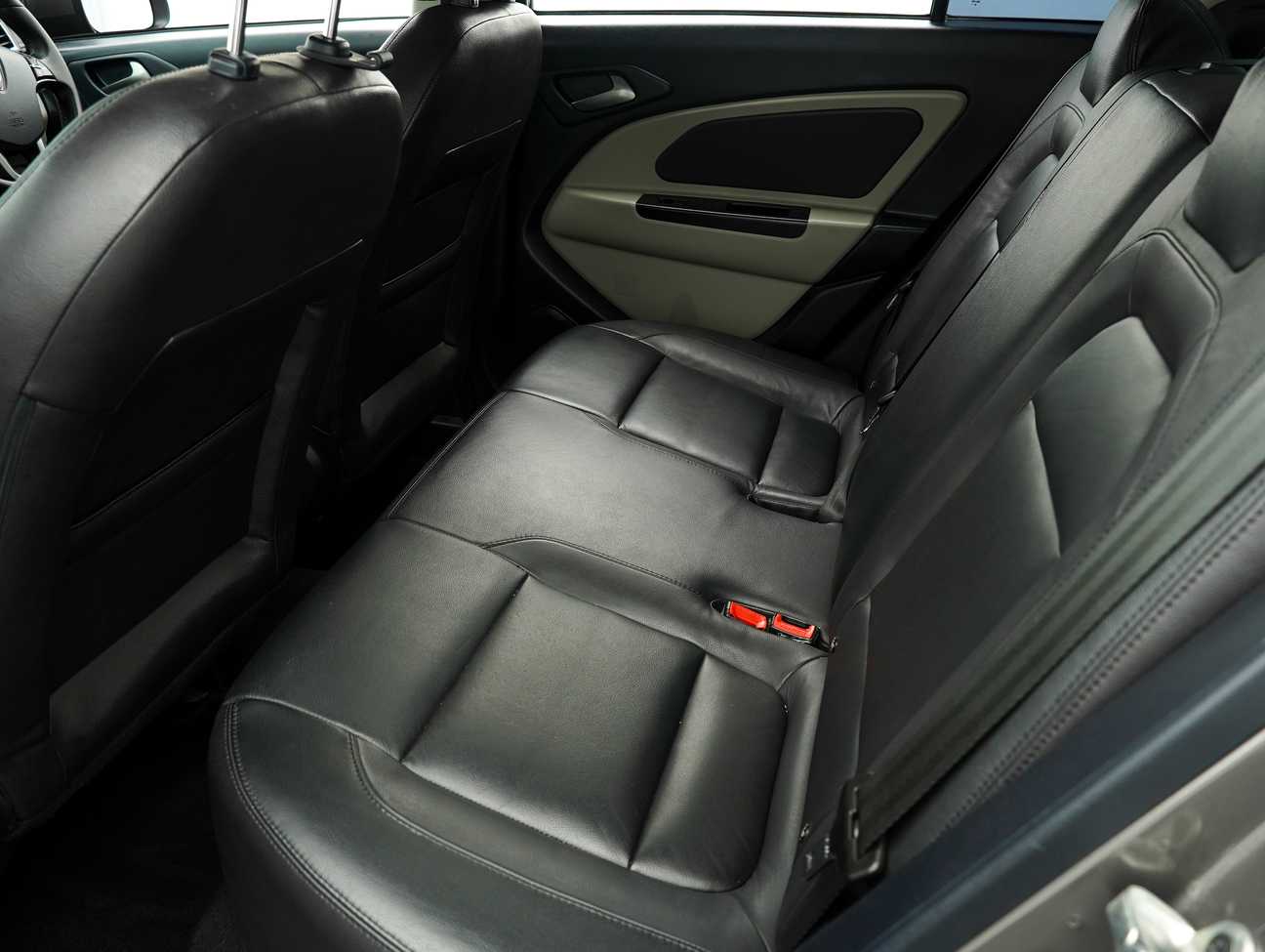 used 2016 Proton Persona Premium 1.6