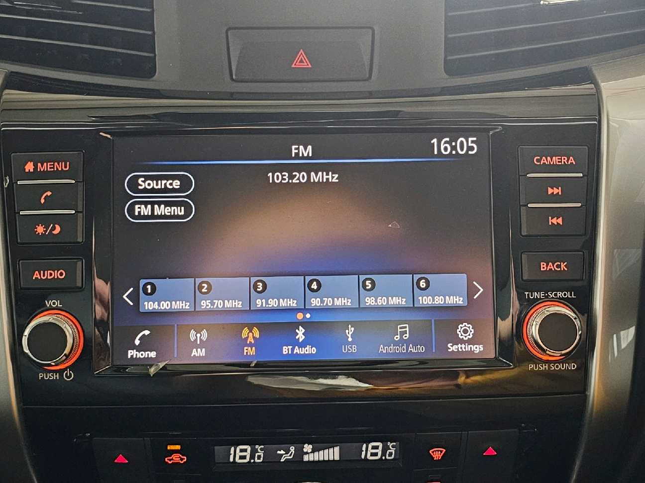 terpakai 2022 Nissan Navara VL Dual Cab 2.5