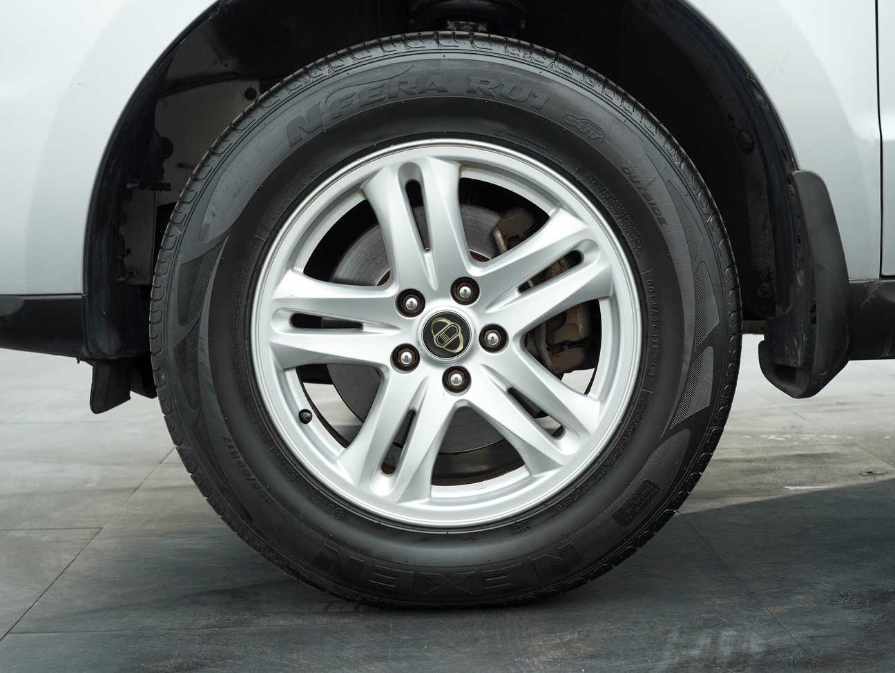 terpakai 2011 Inokom Santa Fe Premium 2.4