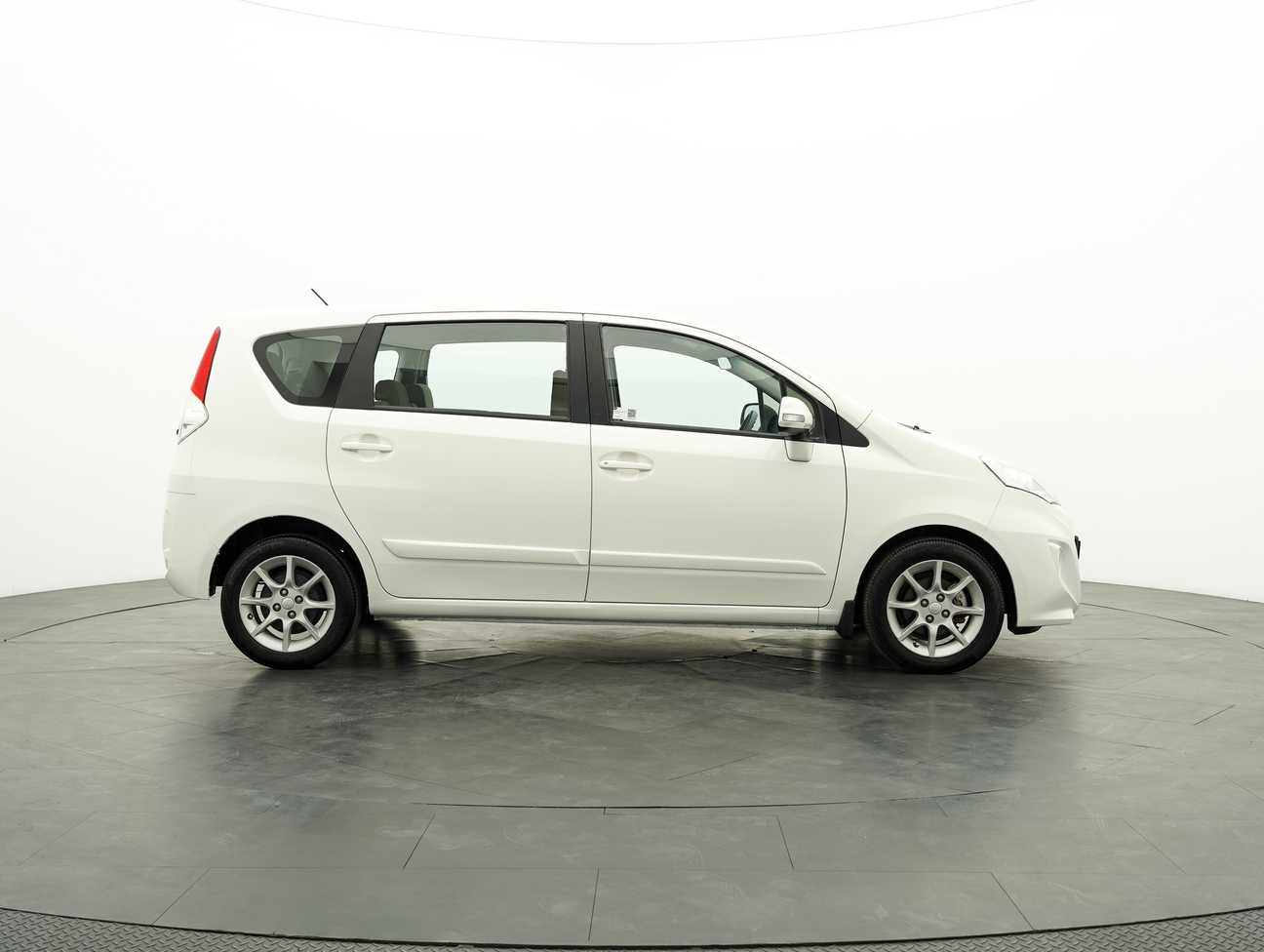 used 2015 Perodua Alza EZ 1.5