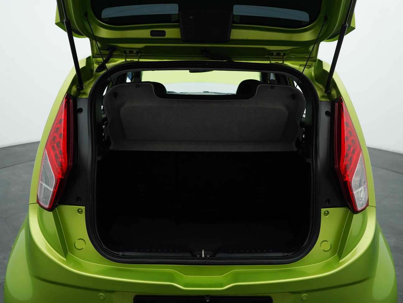 terpakai 2015 Proton Iriz Premium 1.6