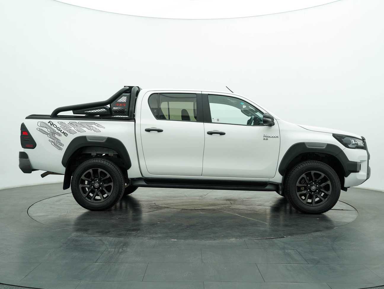 used 2021 Toyota Hilux Rogue Dual Cab 2.8