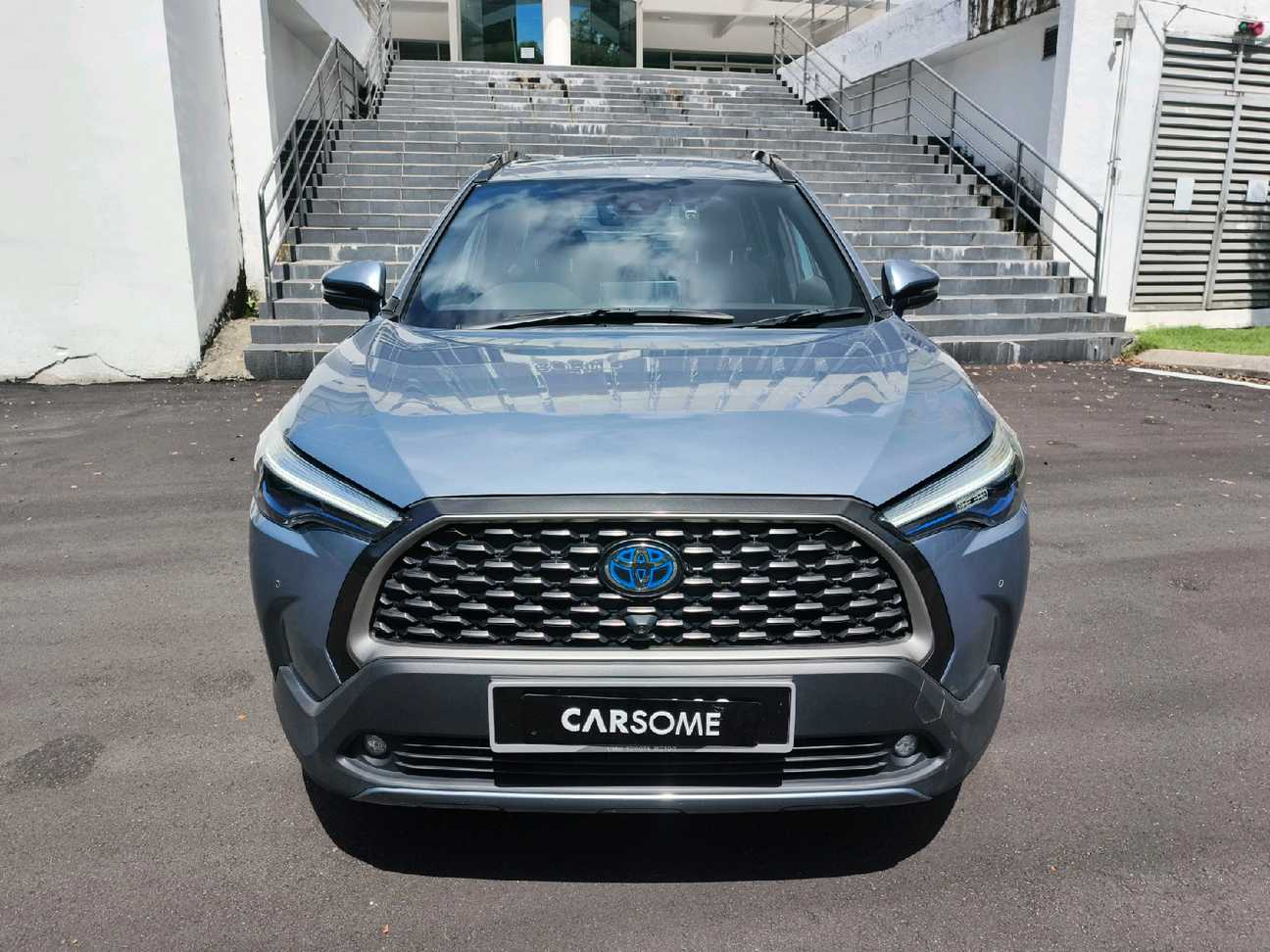 terpakai 2022 Toyota Corolla Cross Hybrid 1.8