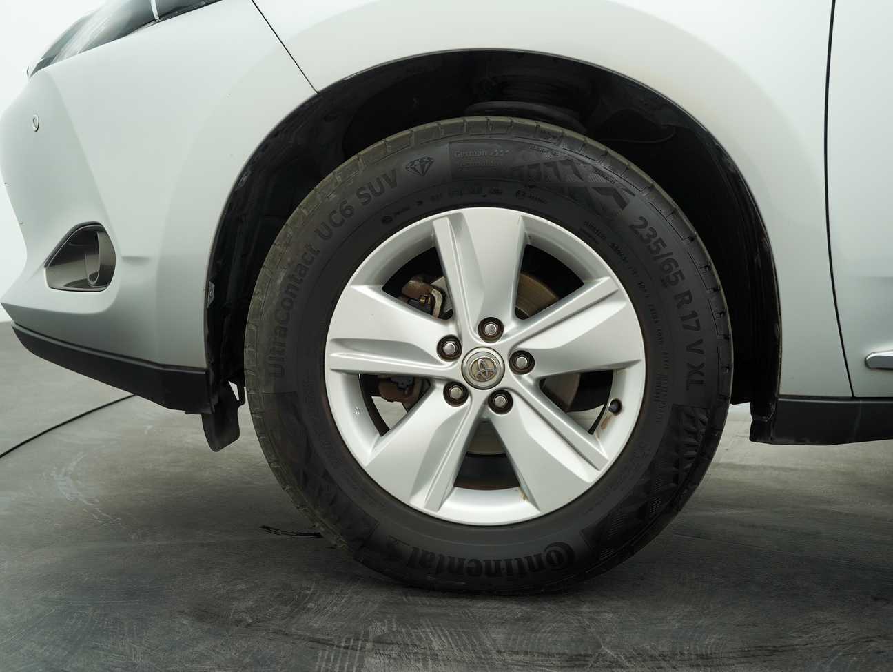 used 2015 Toyota HARRIER DBA-ZSU60W 2.0