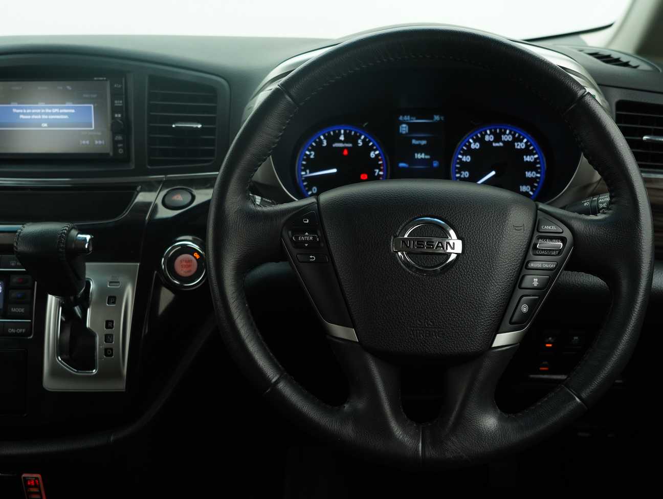 terpakai 2019 Nissan Elgrand High-Way Star 2.5
