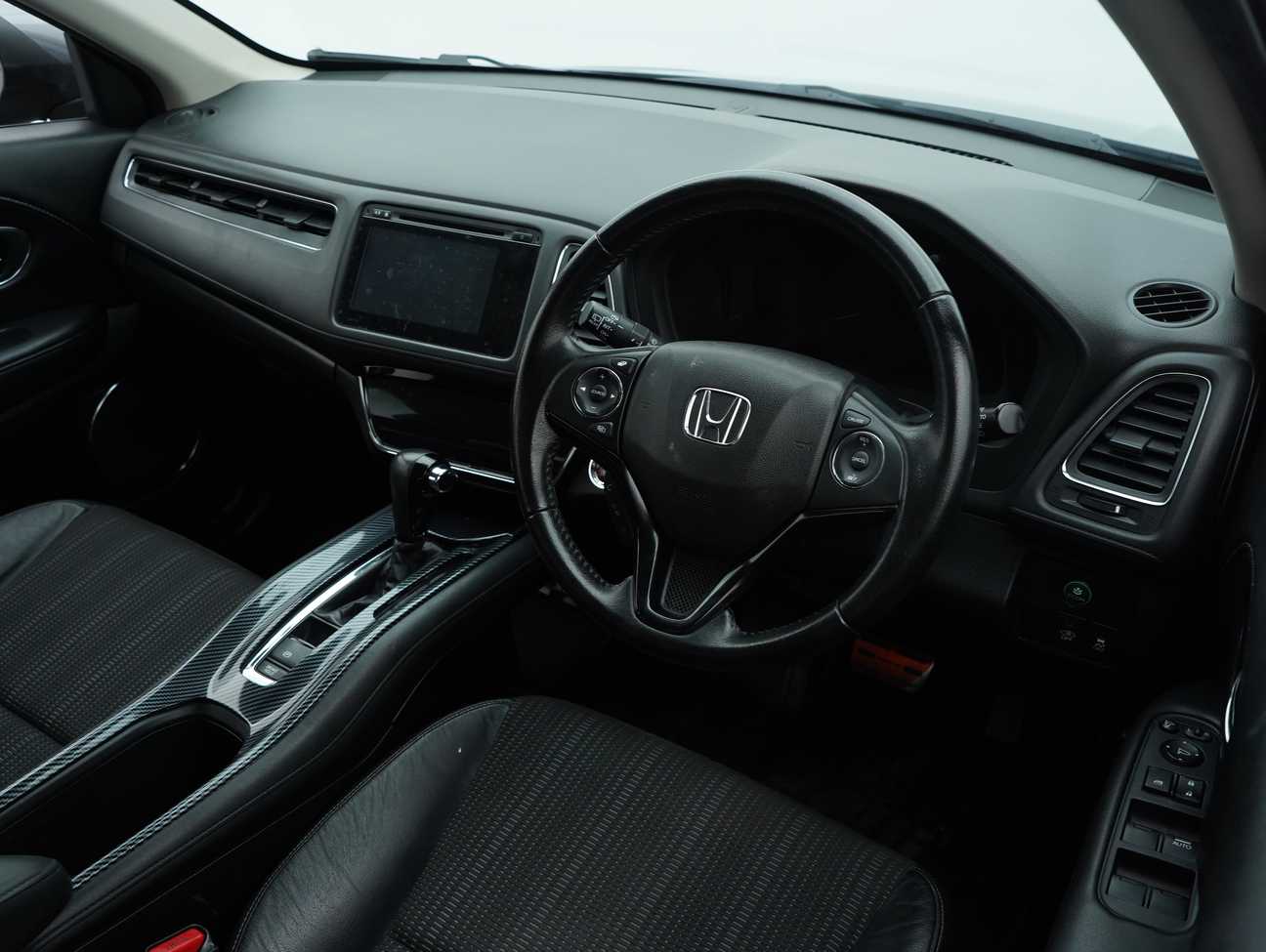 used 2015 Honda HR-V V 1.8