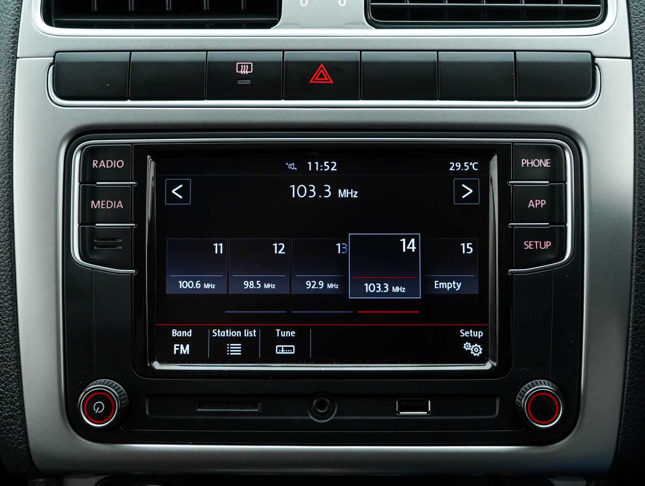 terpakai 2019 Volkswagen Polo Comfortline 1.6