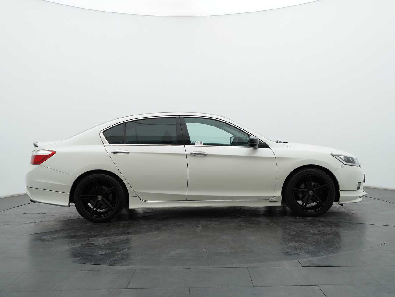 used 2015 Honda Accord VTi-L 2.0