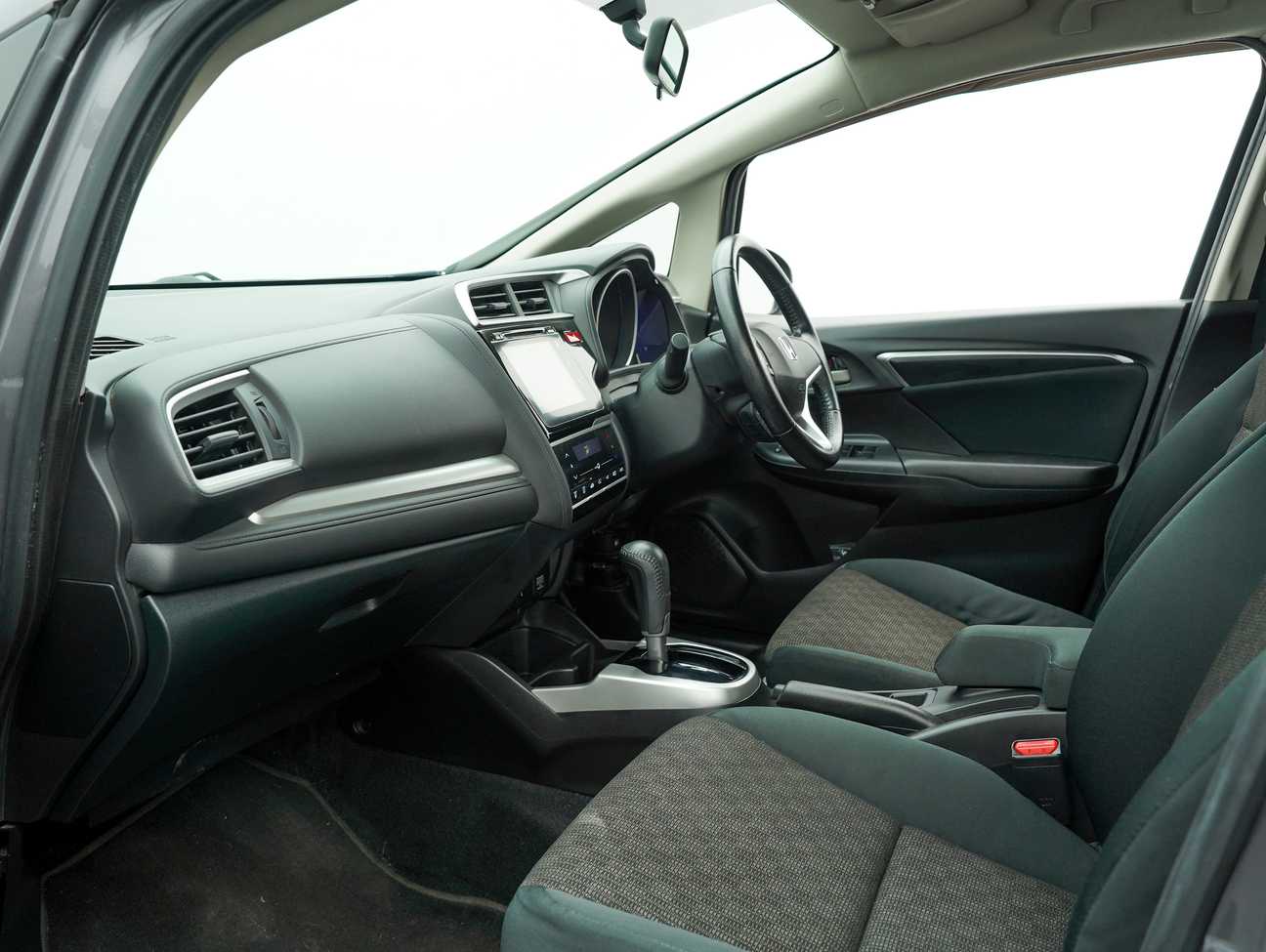 used 2014 Honda Jazz V 1.5