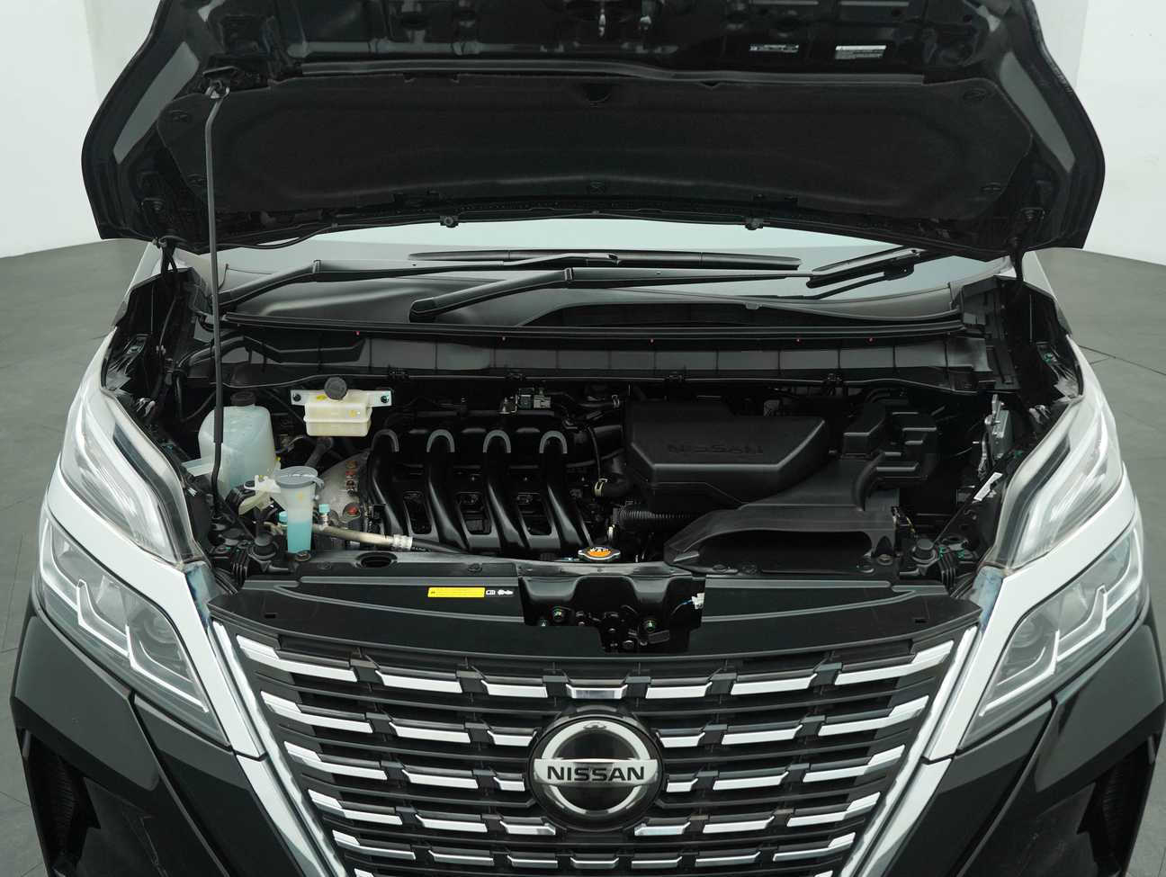 used 2023 Nissan Serena S-Hybrid High-Way Star 2.0