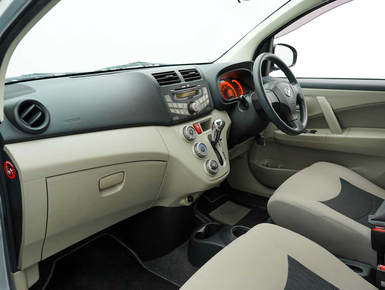 terpakai 2013 Perodua MYVI EZ 1.3