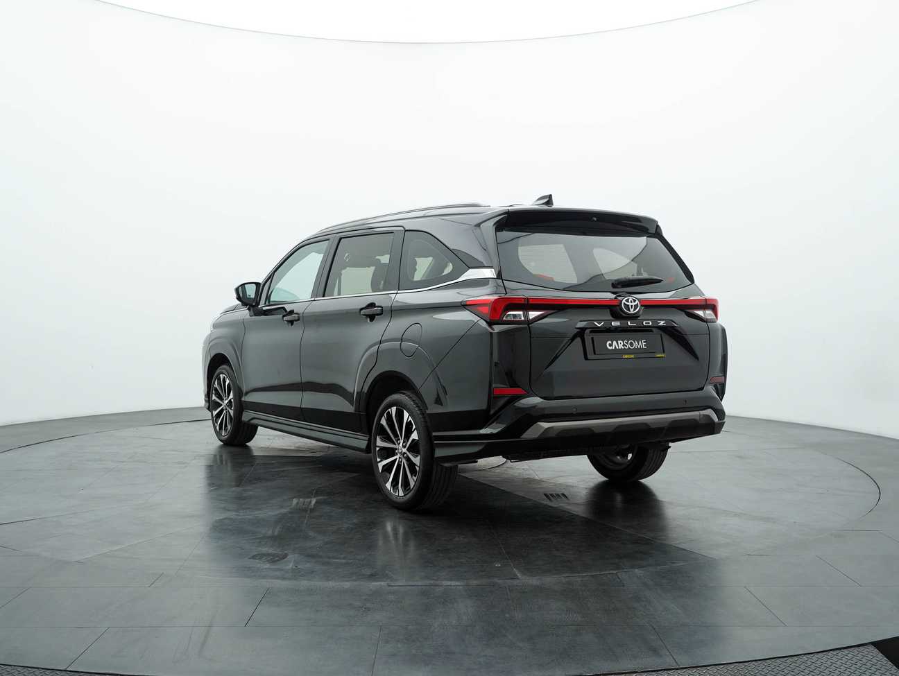 used 2022 Toyota Veloz  1.5