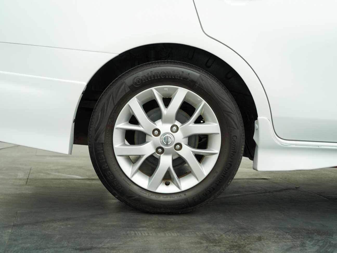 terpakai 2017 Nissan Almera E 1.5