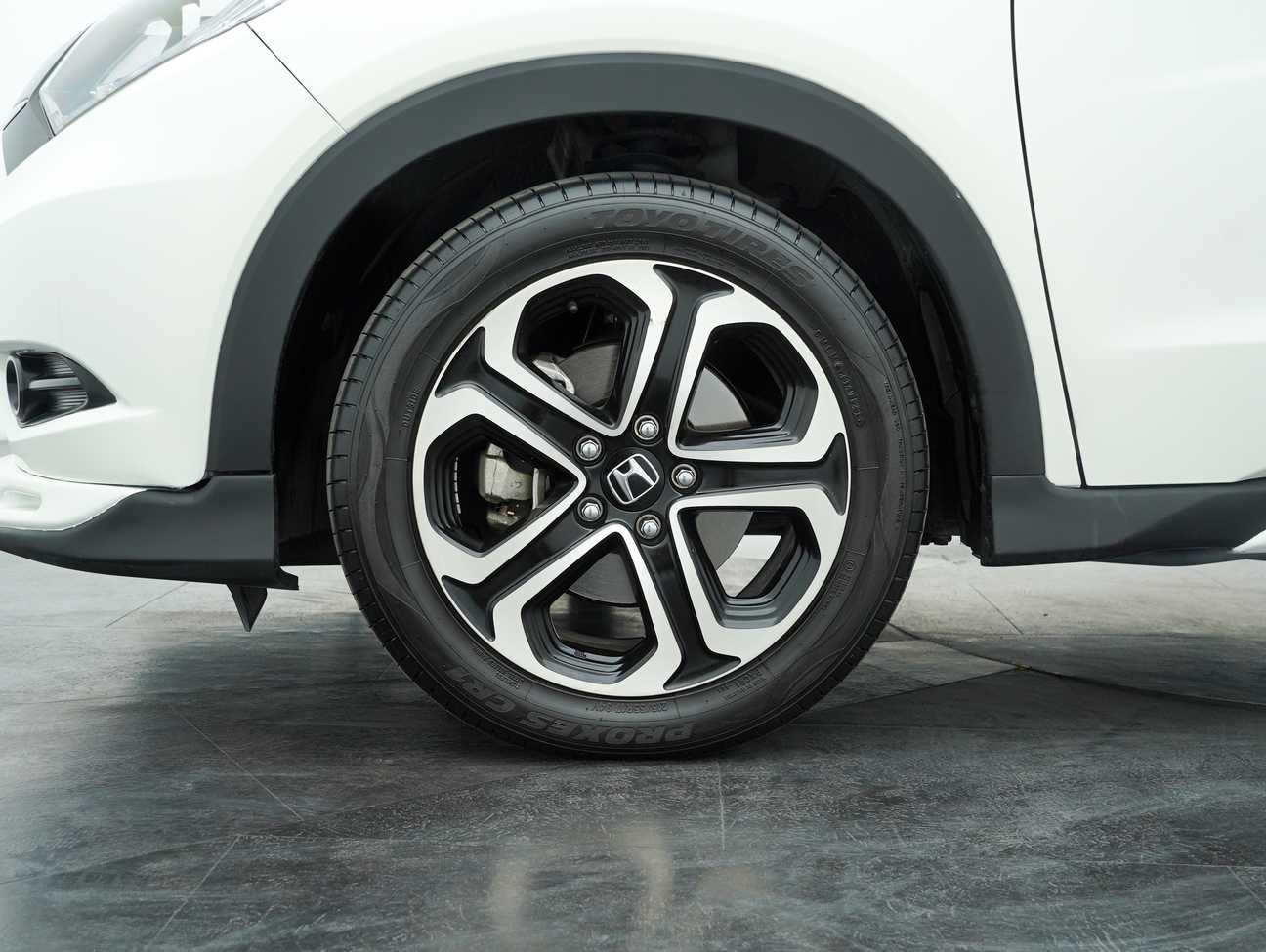 terpakai 2017 Honda HR-V i-VTEC V 1.8