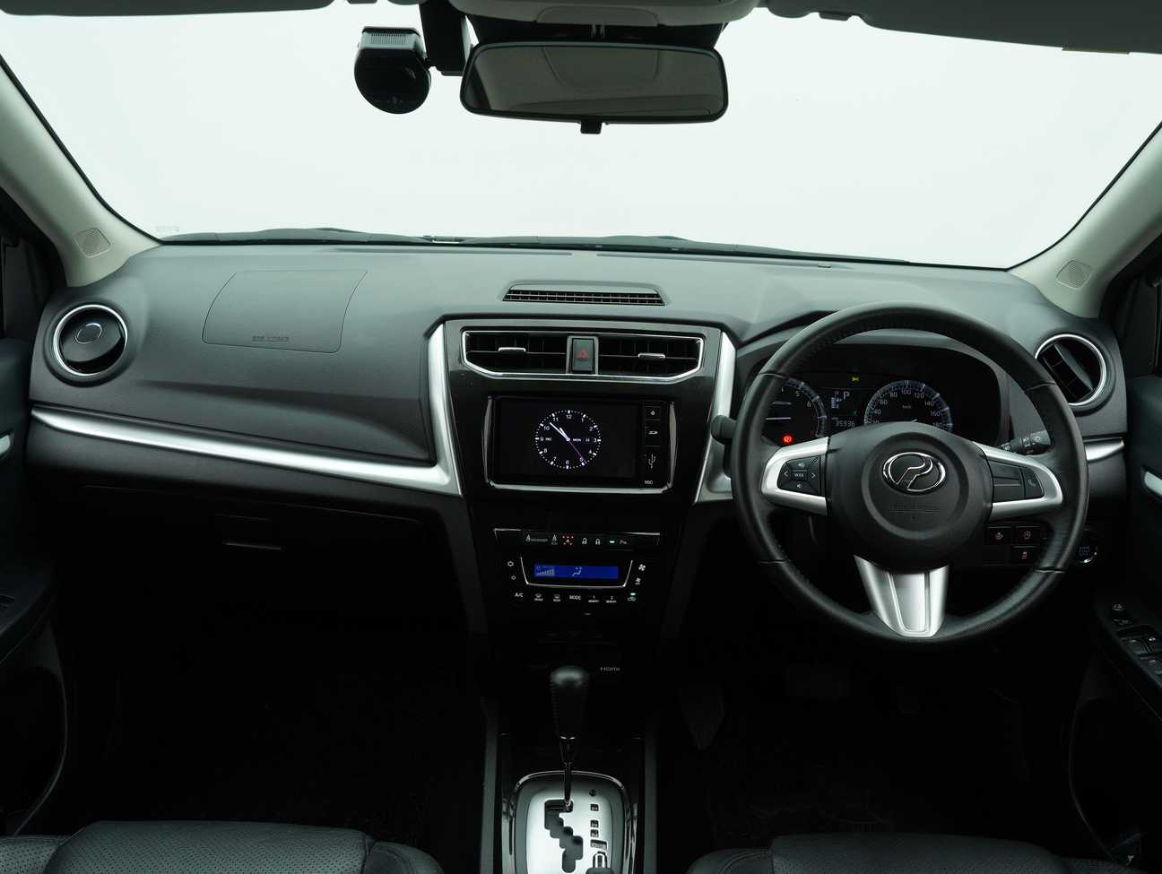 terpakai 2023 Perodua Aruz AV 1.5