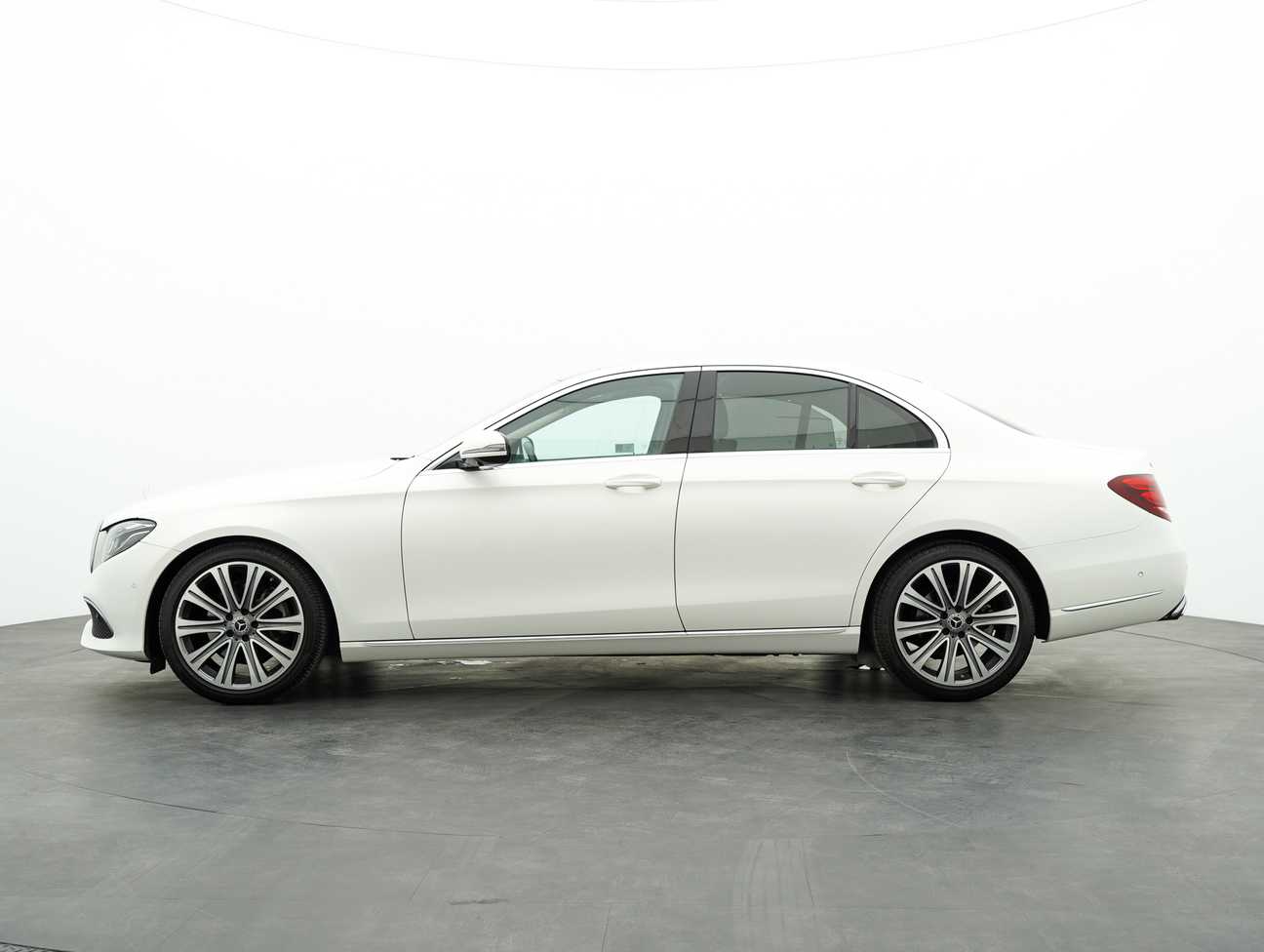 used 2016 Mercedes-Benz E250  2.0