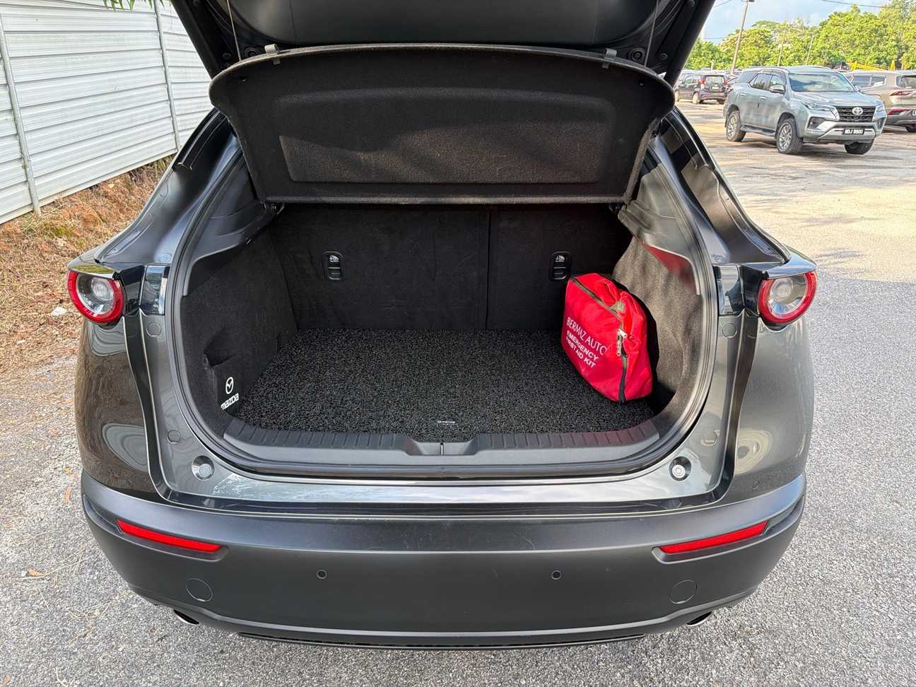 terpakai 2023 Mazda CX-30 SKYACTIV-G High Plus 2.0