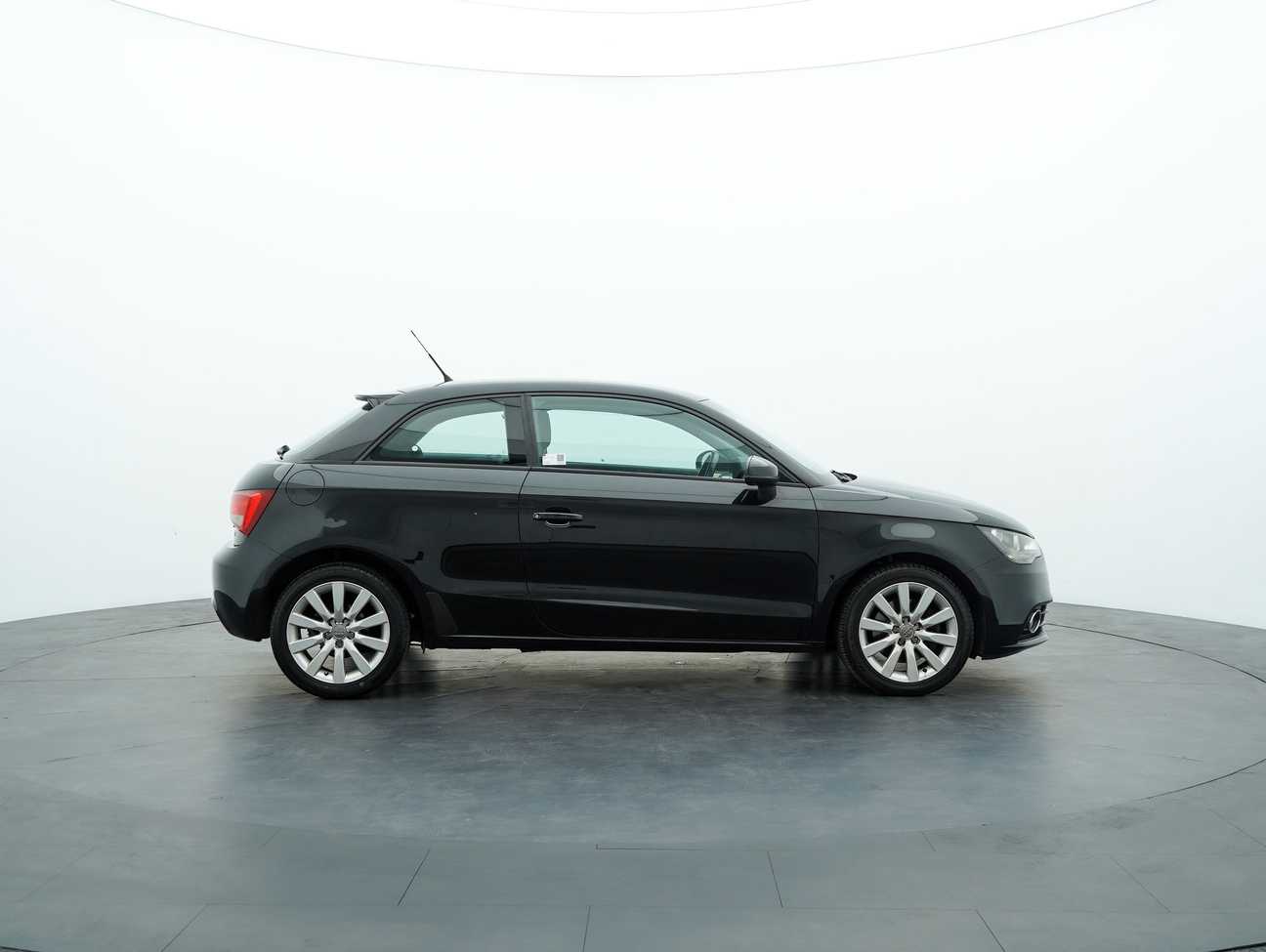 terpakai 2011 Audi A1 TFSI 1.4