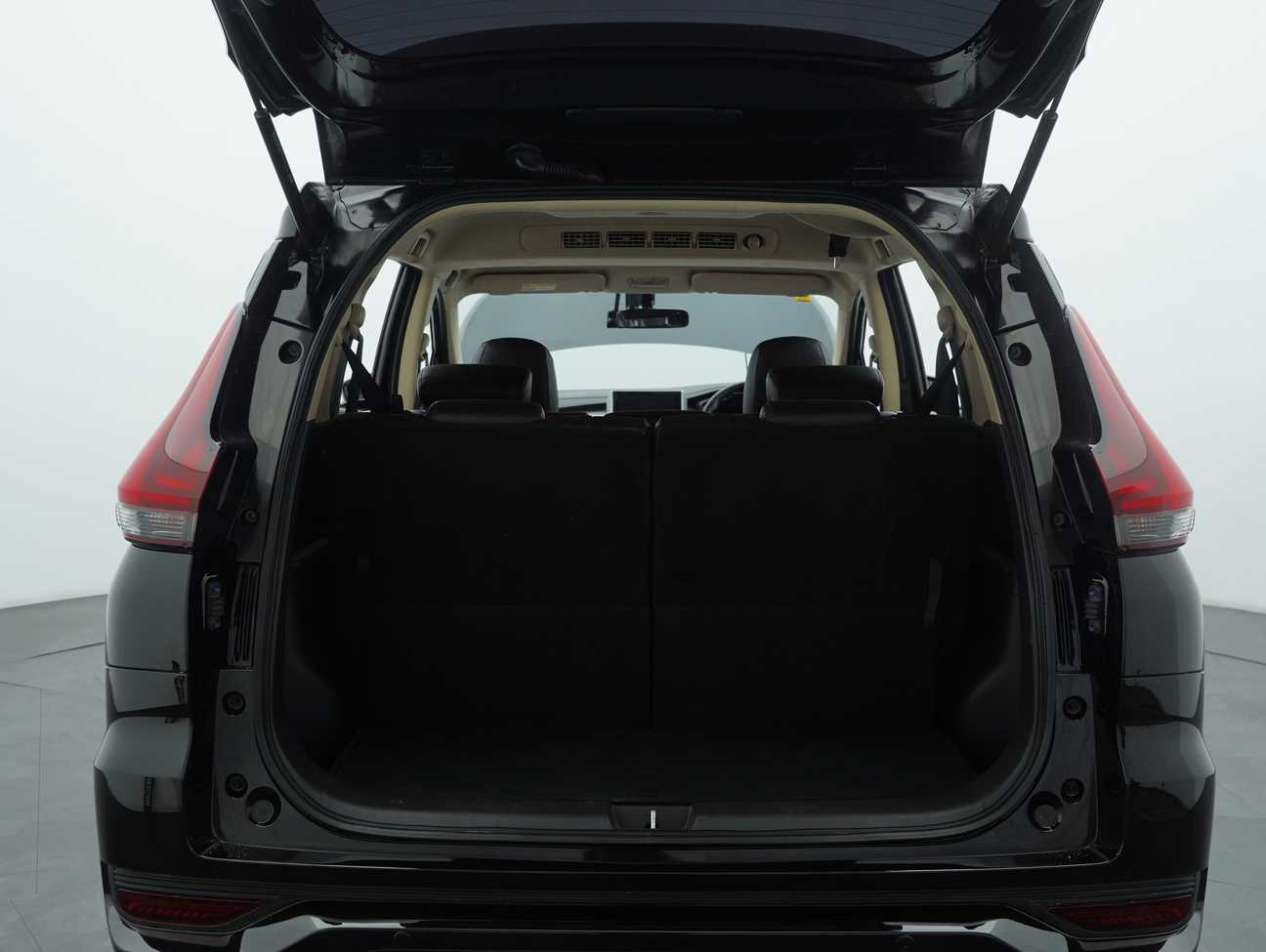 used 2022 Mitsubishi Xpander  1.5