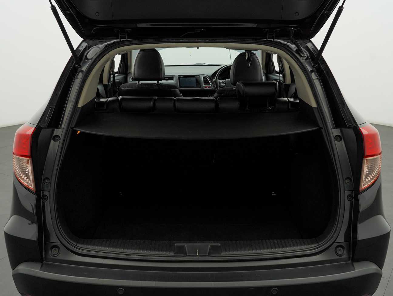 terpakai 2015 Honda HR-V V 1.8