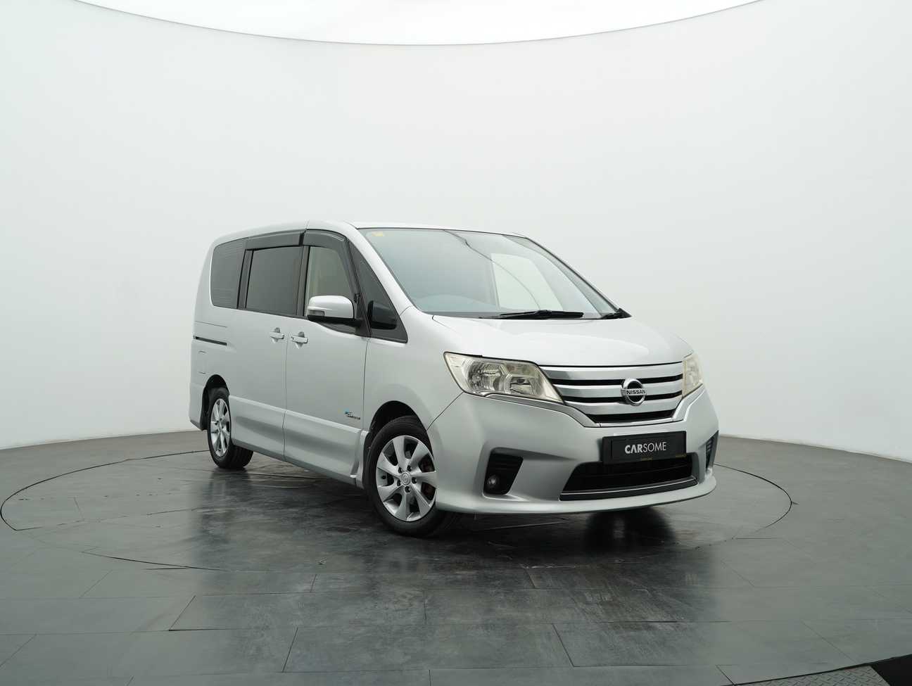 used 2013 Nissan Serena S-Hybrid High-Way Star 2.0